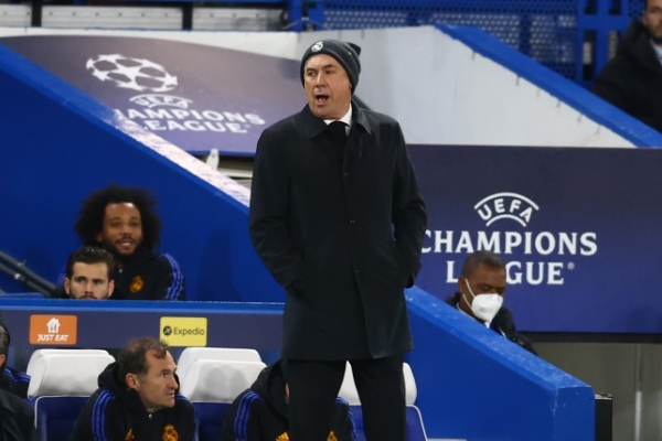 阿拉巴重傷!安切洛蒂不排除冬季引援門(mén)路